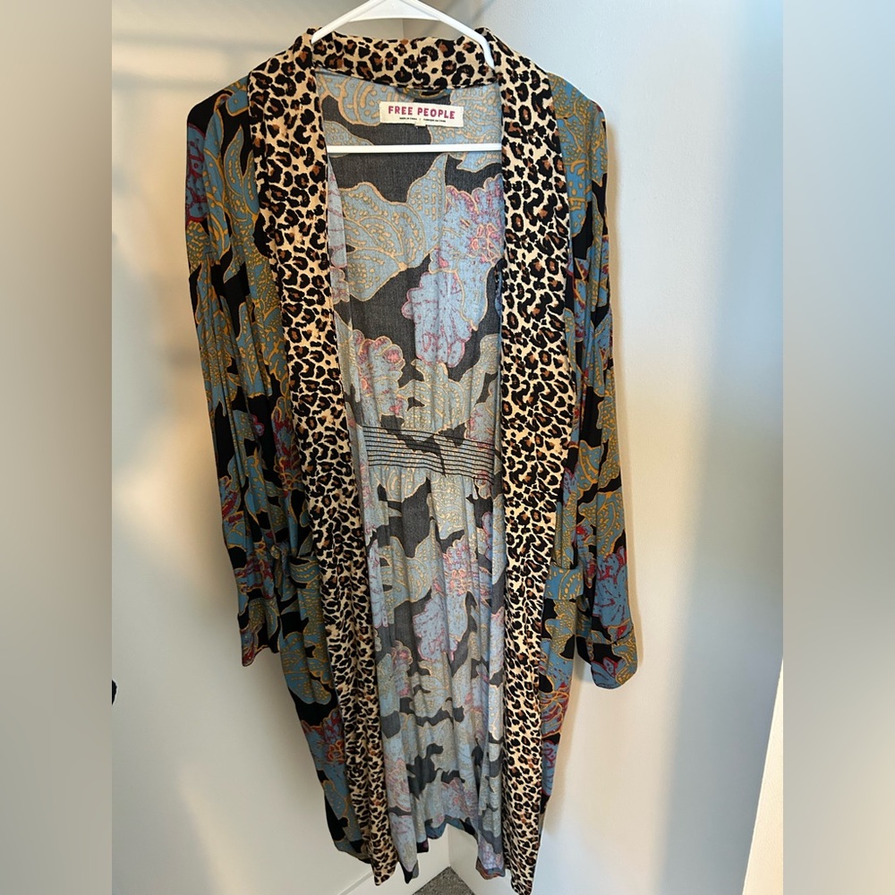 Free People Wild Nights Floral Print Long Sleeve Kimono Duster - Picture 2 of 3